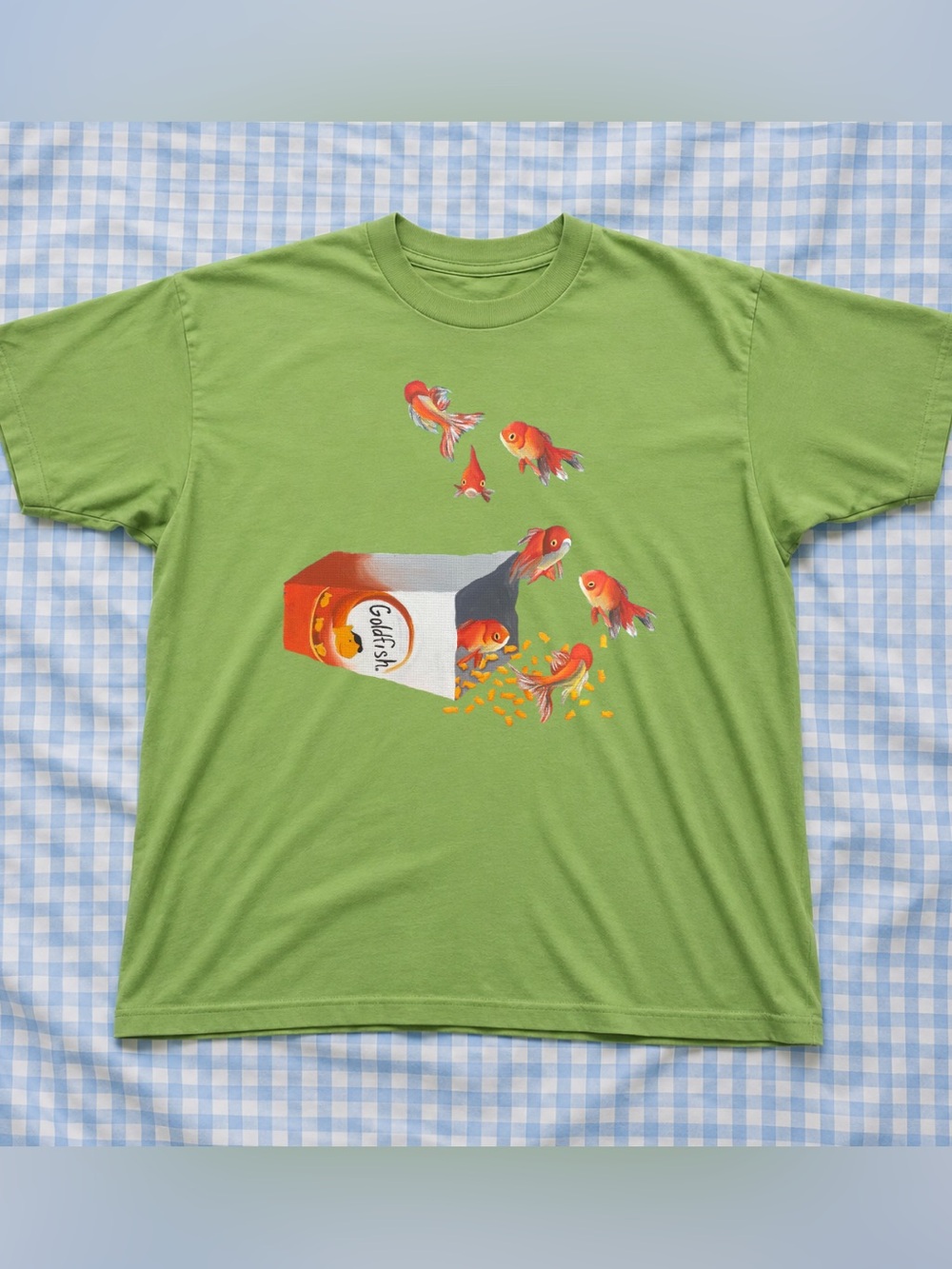 Green Goldfish Box Graphic Tee - Unbranded Vintage